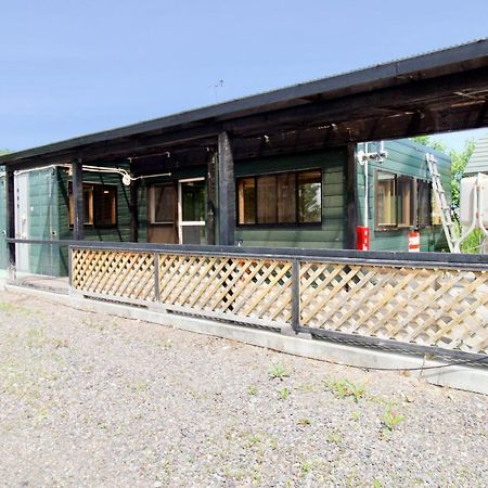 Хостел Clione Campground Сярі Екстер'єр фото