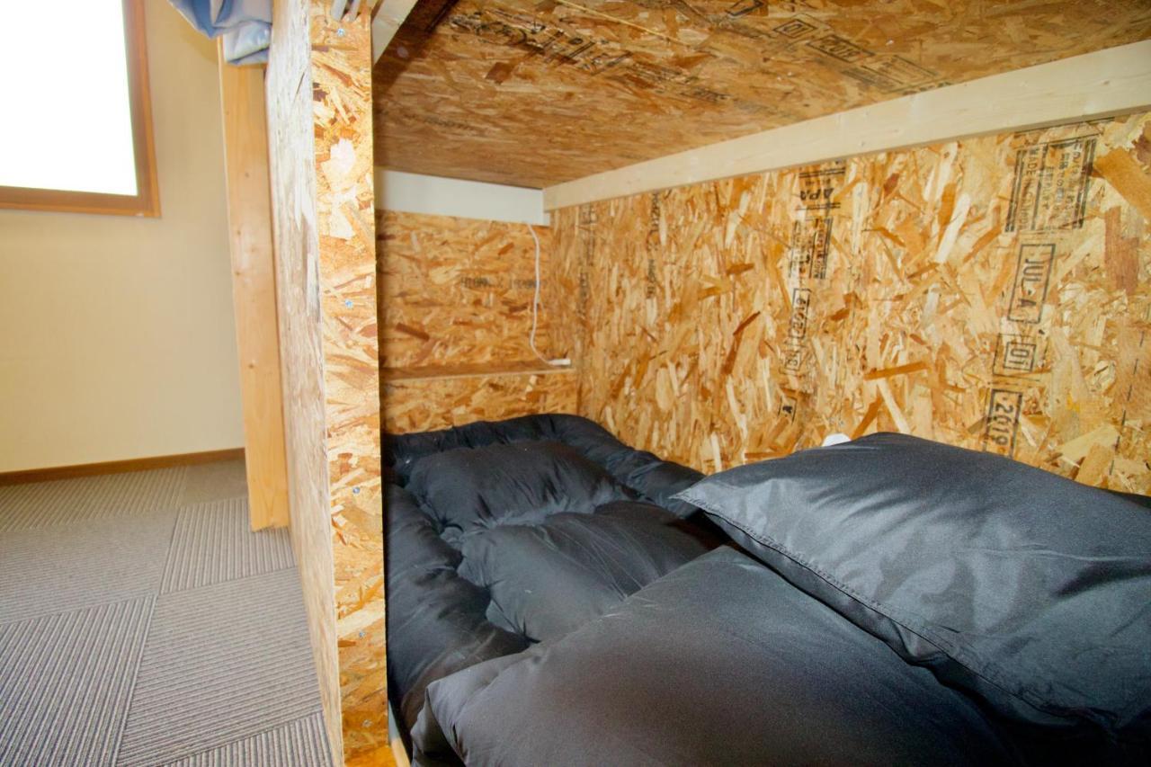 Хостел Clione Campground Сярі Екстер'єр фото