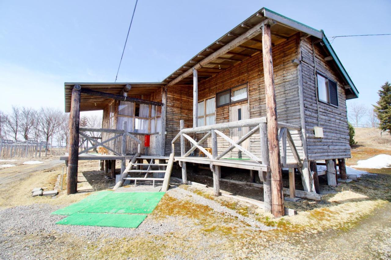 Хостел Clione Campground Сярі Екстер'єр фото