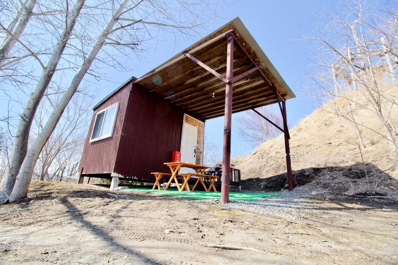Хостел Clione Campground Сярі Екстер'єр фото