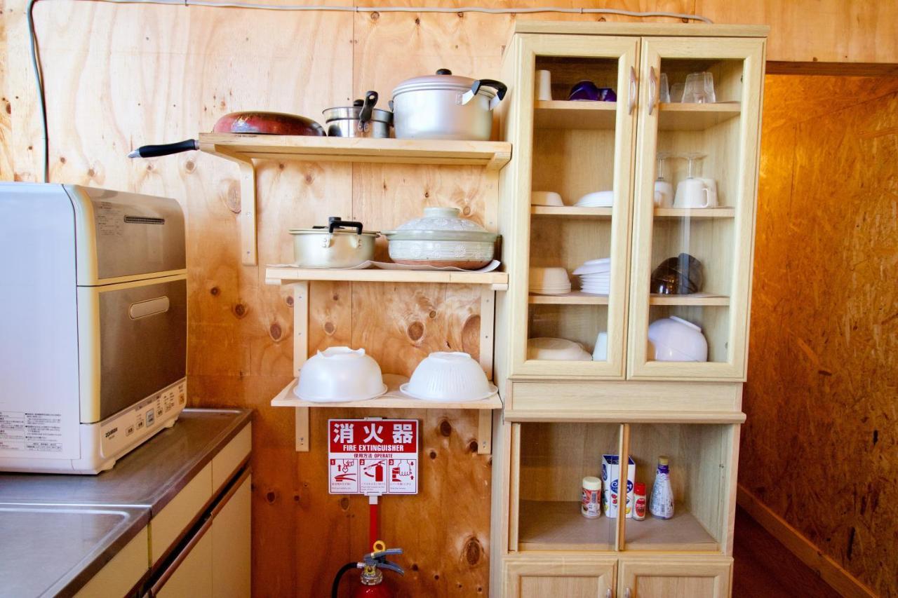 Хостел Clione Campground Сярі Екстер'єр фото